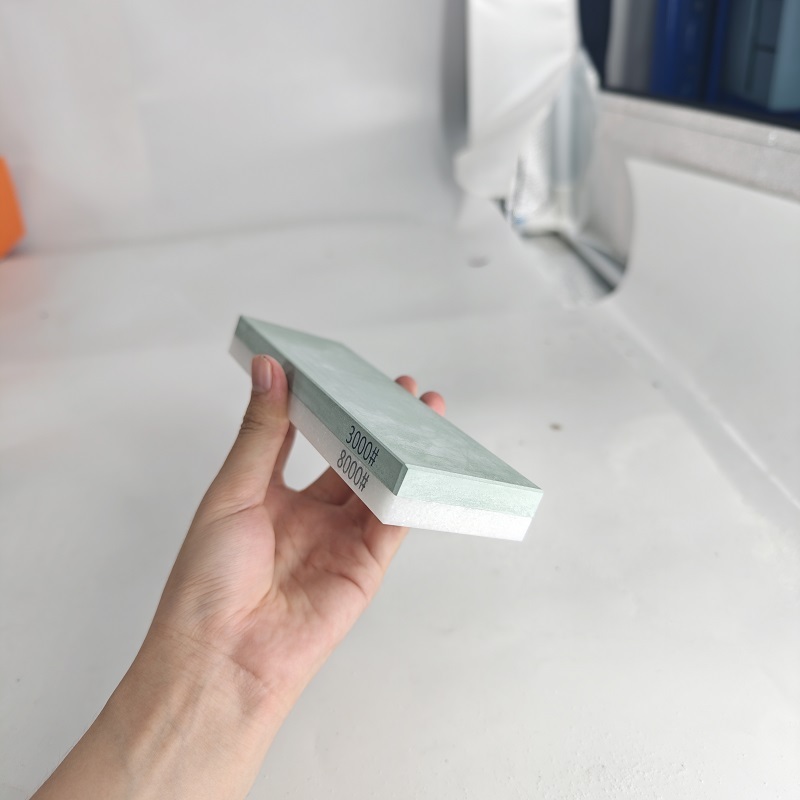 新しいキッチン用両面研ぎ石。刃先研ぎ用の砥石（1000～60 - Knife Sharpening Stone Whetstone 1000 6000 のレビューと価格